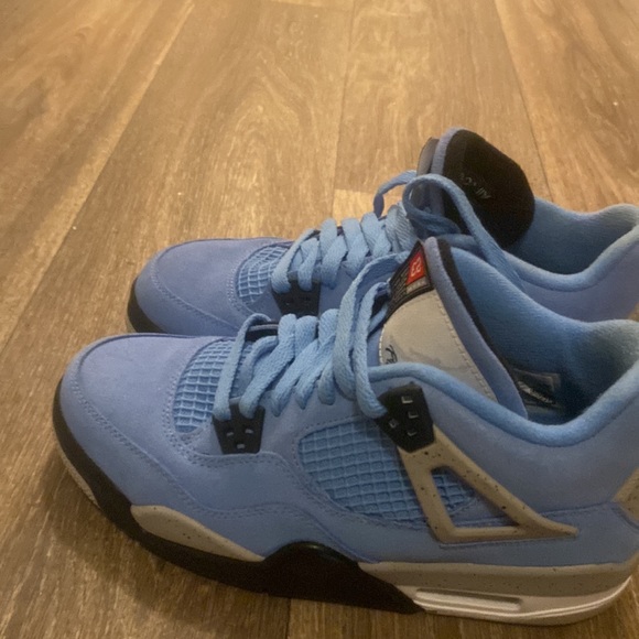 Bundle - Picture 3 of 16